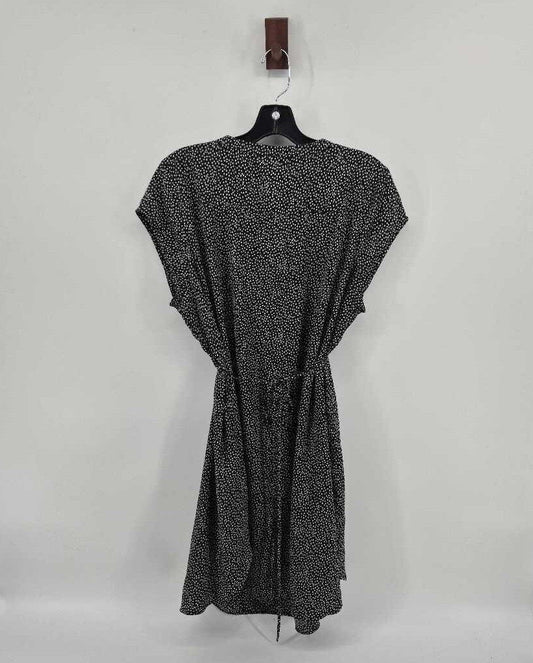 Mid-length dress with waist tie (XL)
