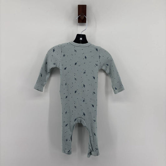 Space ships and stars