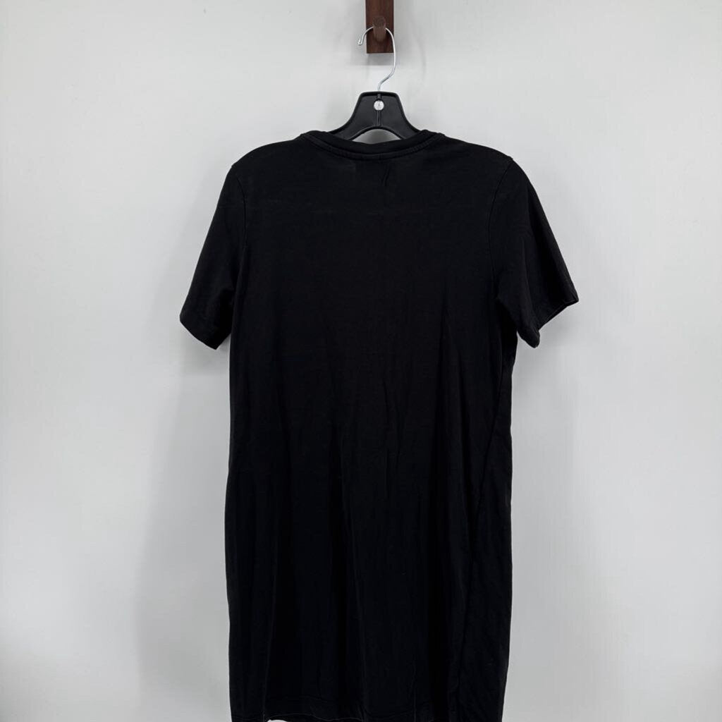 t-shirt dress