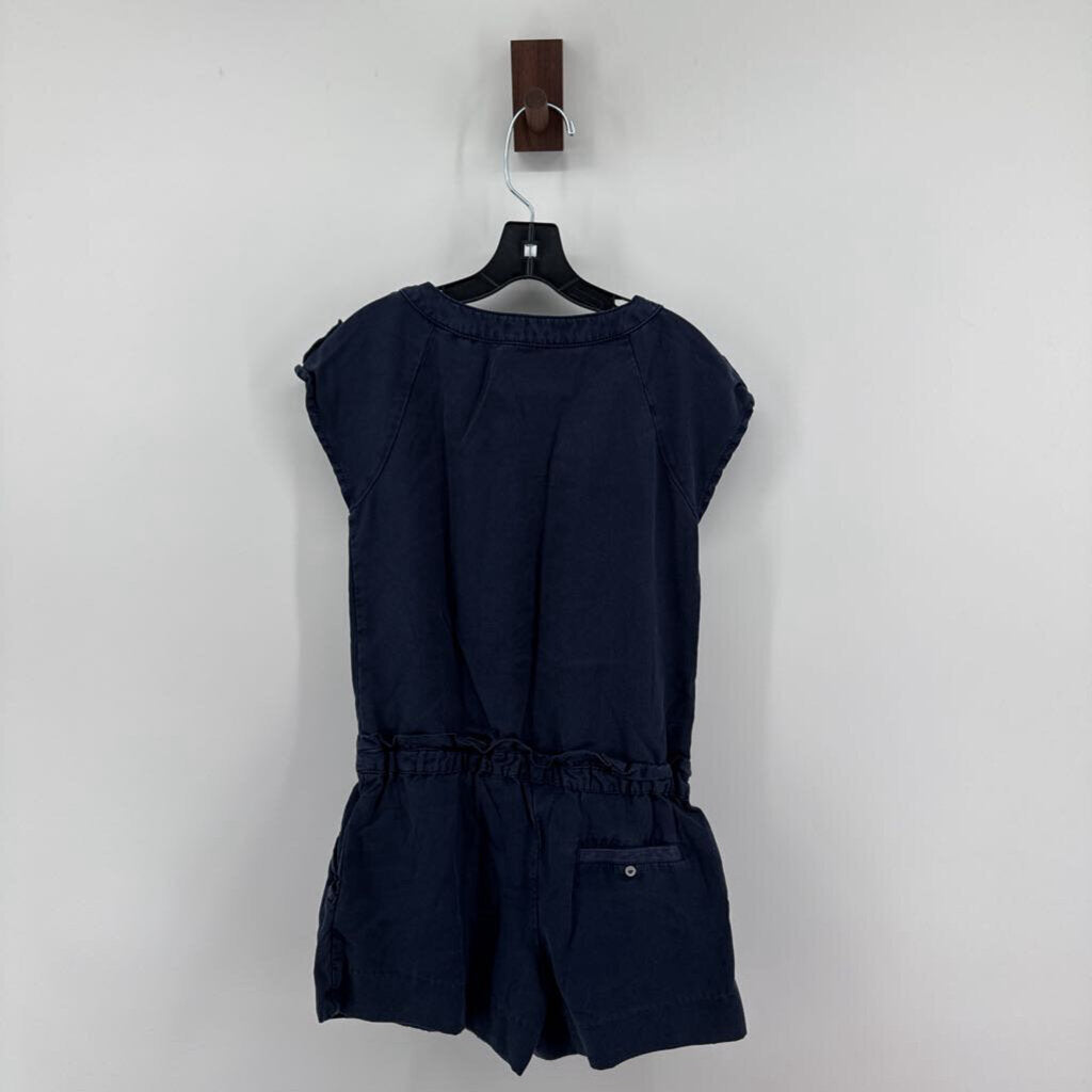 bow on waist