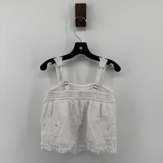 Eyelet