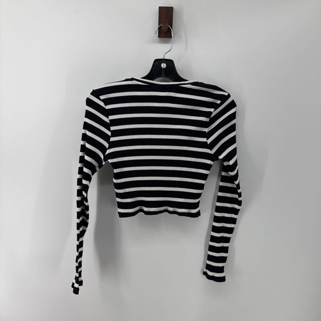 striped long sleeve cropped top