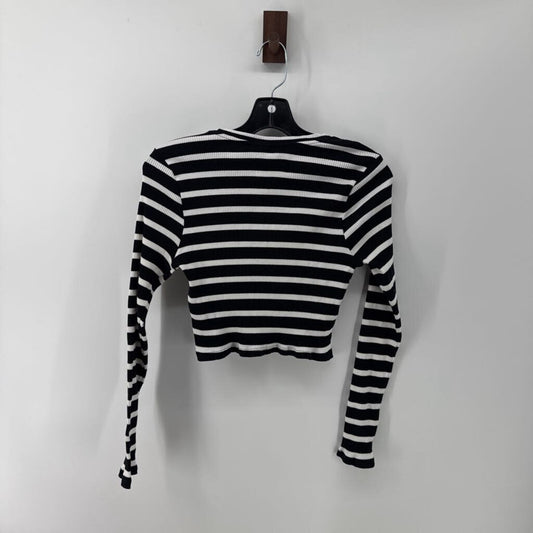 striped long sleeve cropped top