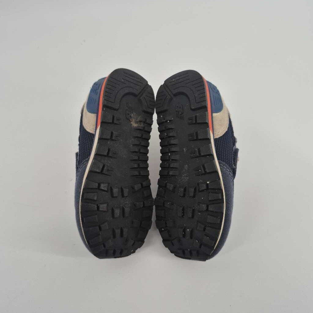 new balance sneaker