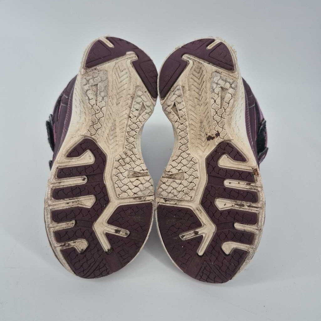 Hiking boot
