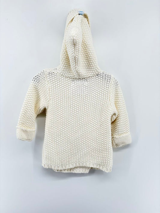 knit hoodie with wooden buttons