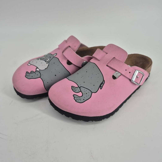 Hippo clogs