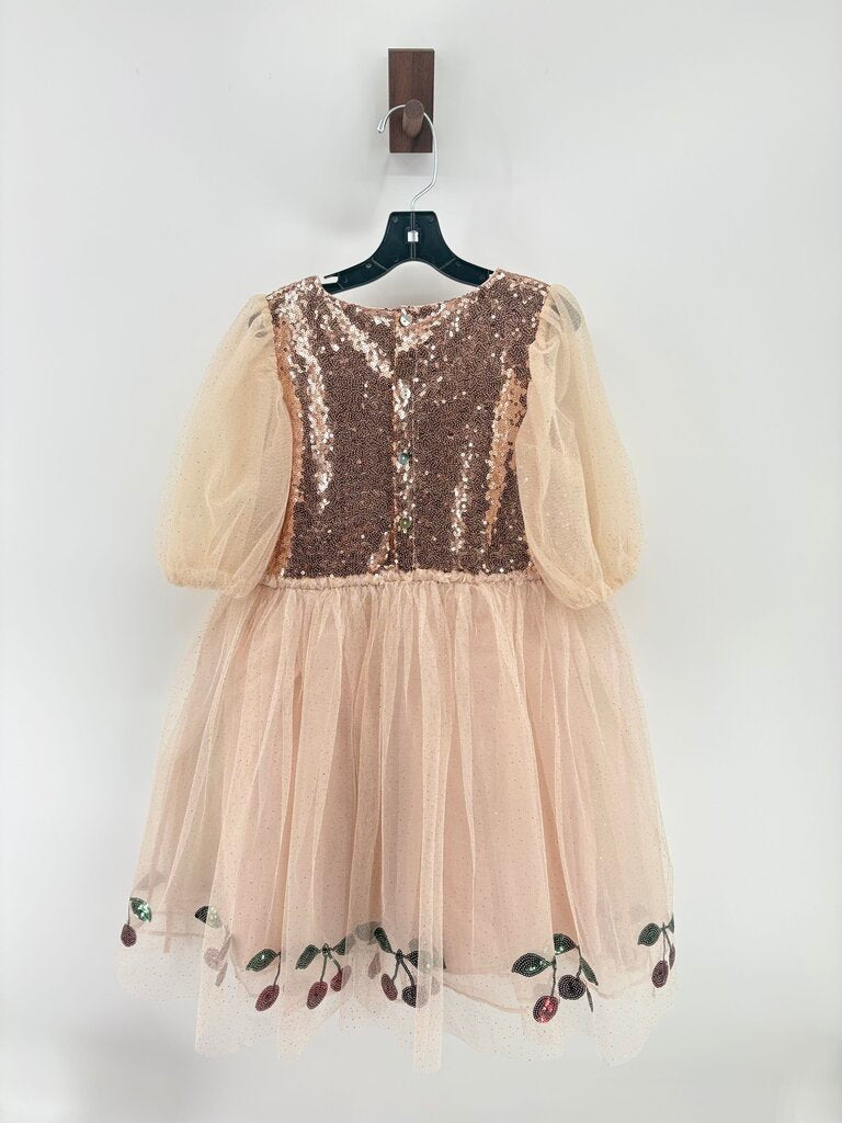 Sequins, tulle skirt