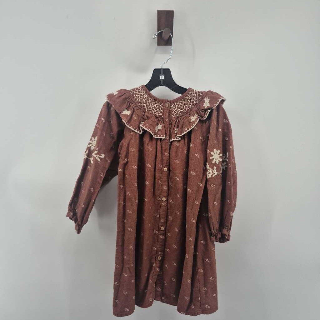 *LR* Long sleeve, embroidered flowers