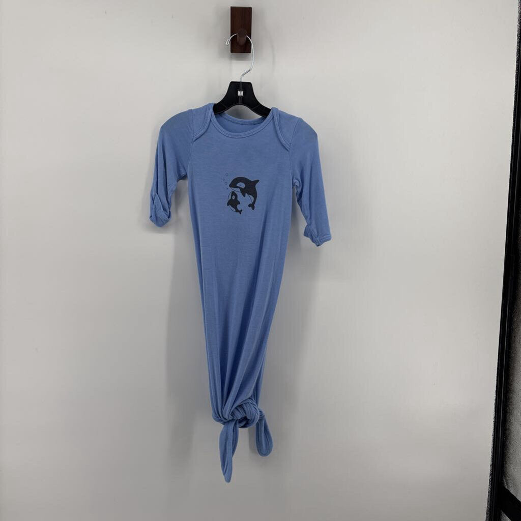 Night gown with mommy Orca