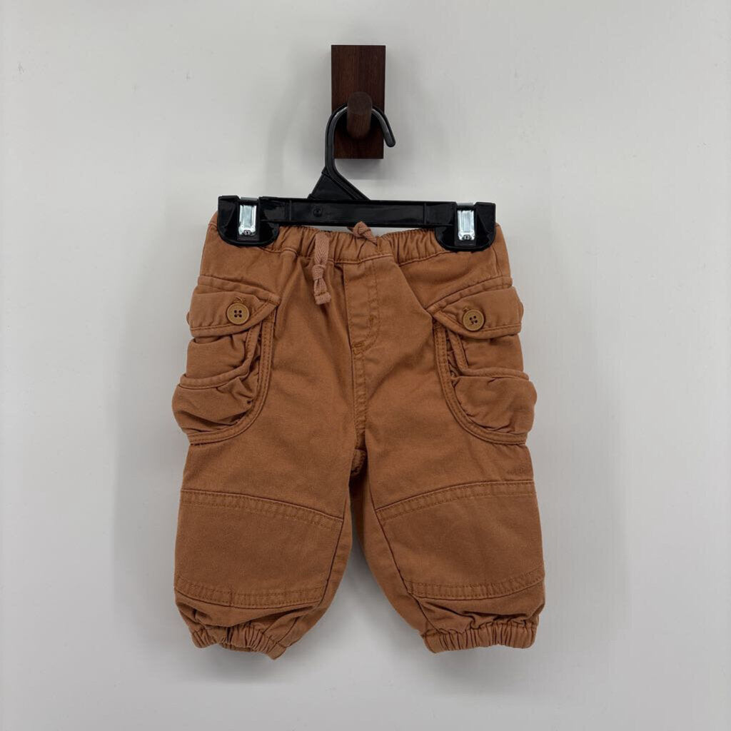cargo pockets