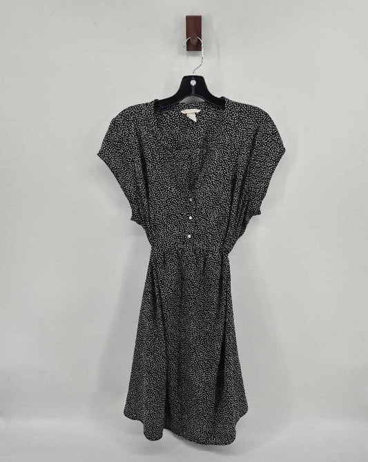 Mid-length dress with waist tie (XL)