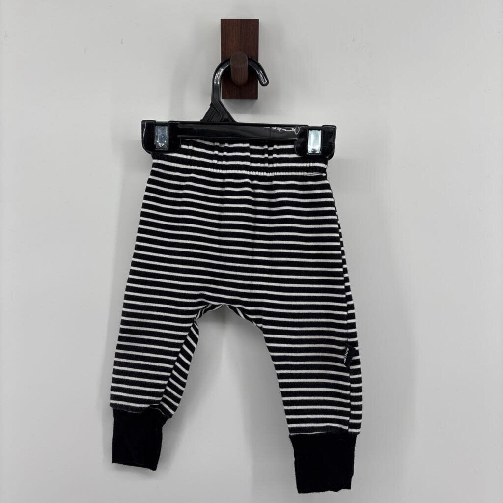 BLACK&WHITE STRIPES.