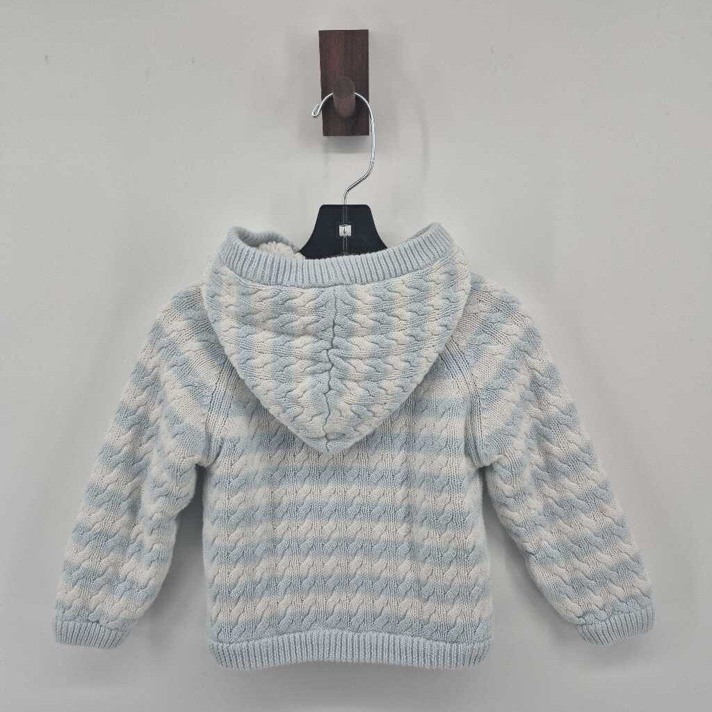 knit hoodie