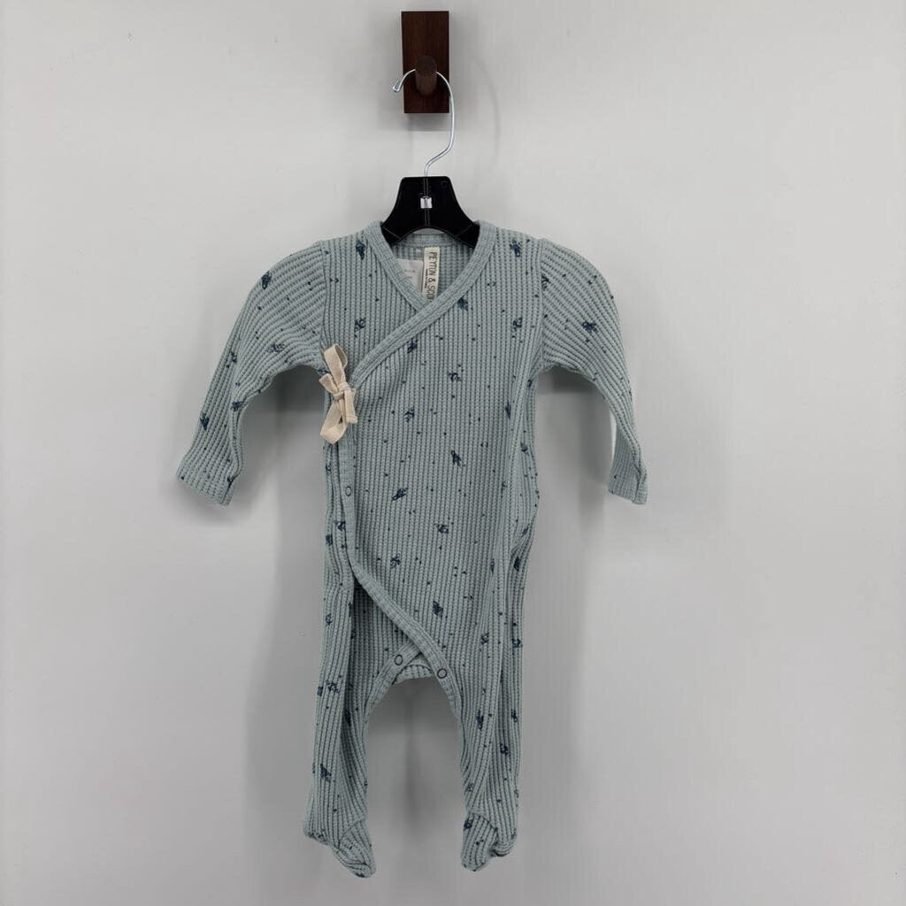 Space ships and stars