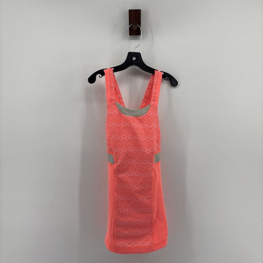 Pattern Down Middle. Grey Mesh.