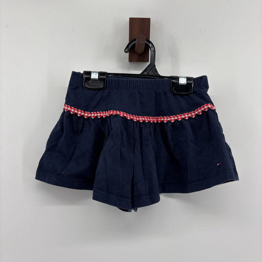 Loose Shorts(Mock Skirt). Red Heart Chain Across