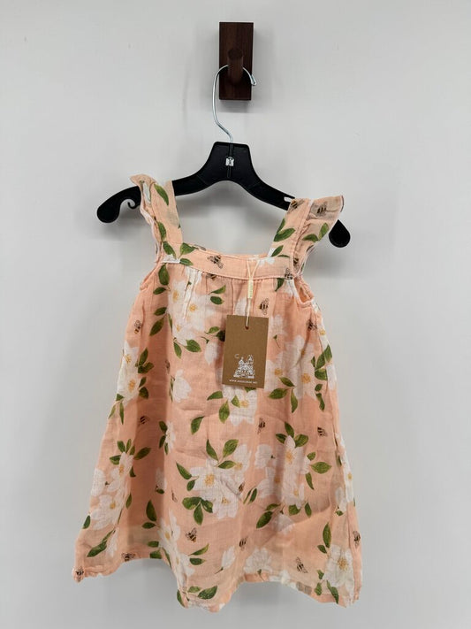 NWT white flowers and bumble bees