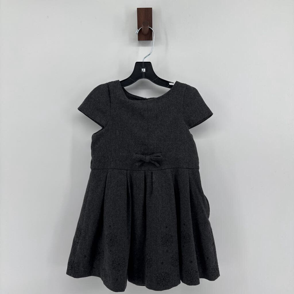 bow in front, embroidery flowers