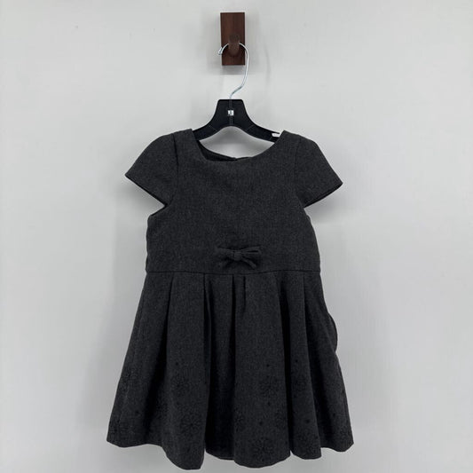 bow in front, embroidery flowers