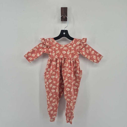 Floral romper with pockets