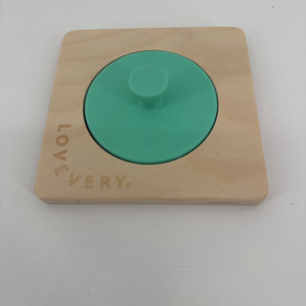 Lovevery face puzzle