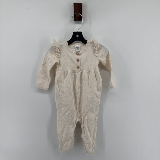 3 button, shoulder ruffle