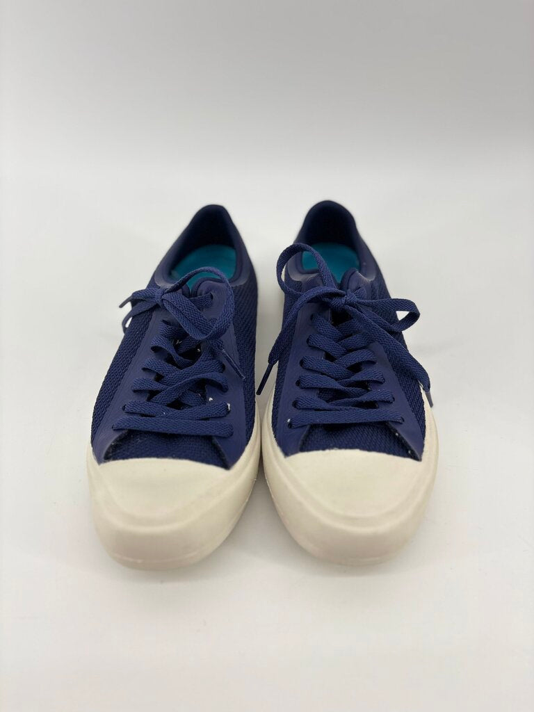 lace up low tops