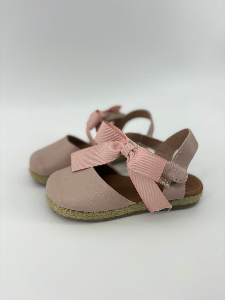 *LR* velcro sandals