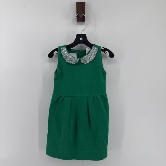 Shiny Peter Pan collar