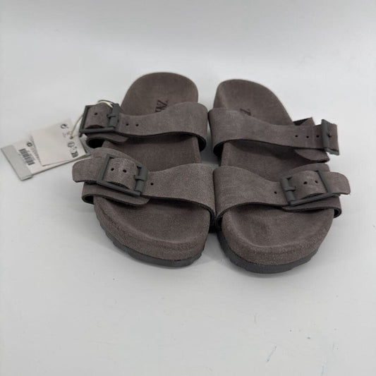 NWT Leather sandals