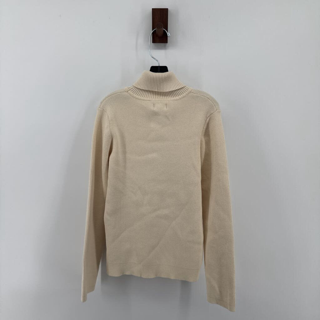 Turtle neck sweater