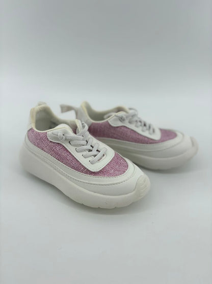 *LR* slip on, pink details