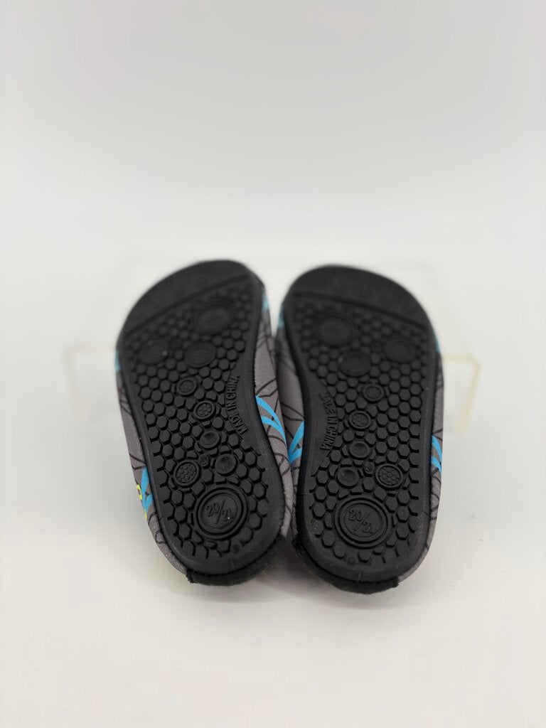 Water shoes