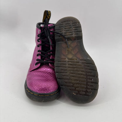 Reptile emboss lace-up boots