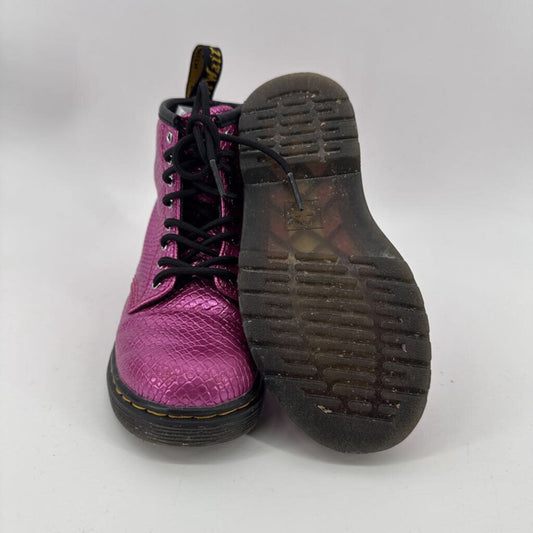 Reptile emboss lace-up boots