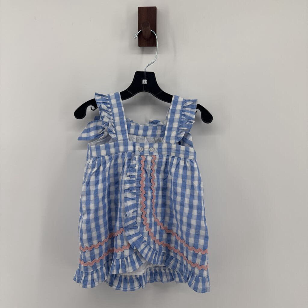Gingham comes with diaper cover