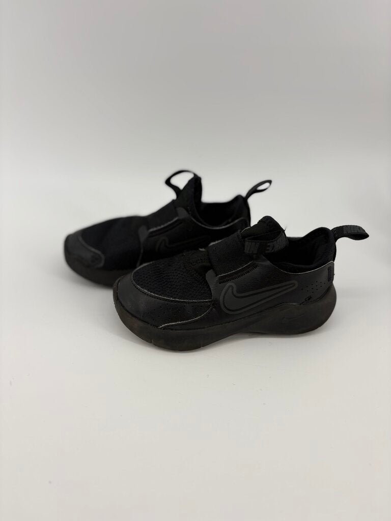 *LR* slip on runners