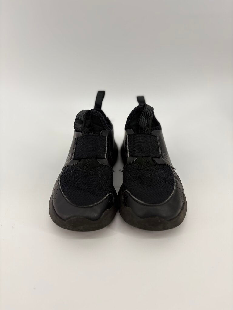 *LR* slip on runners