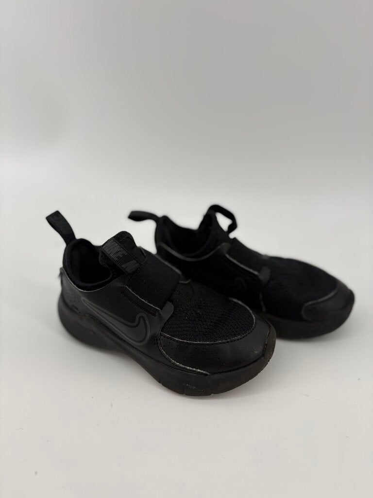 *LR* slip on runners