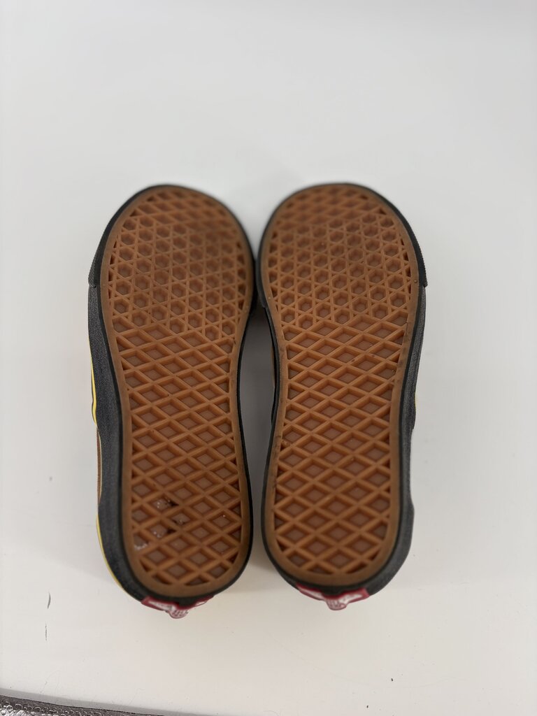 Beach slip on