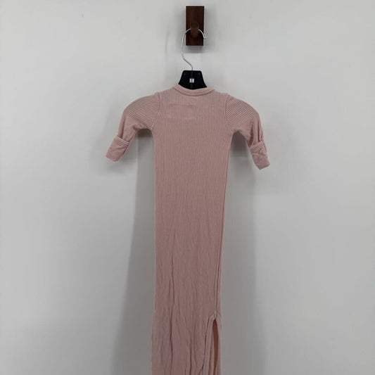 Ribbed, comes with hat