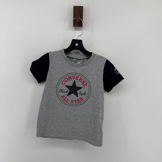 Converse shorts & t-shirt