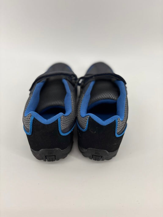 2 velcro straps, mesh, black and blue details