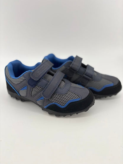 2 velcro straps, mesh, black and blue details