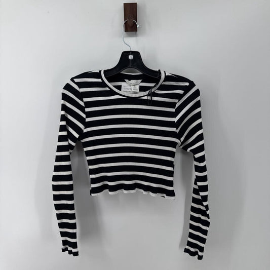 striped long sleeve cropped top