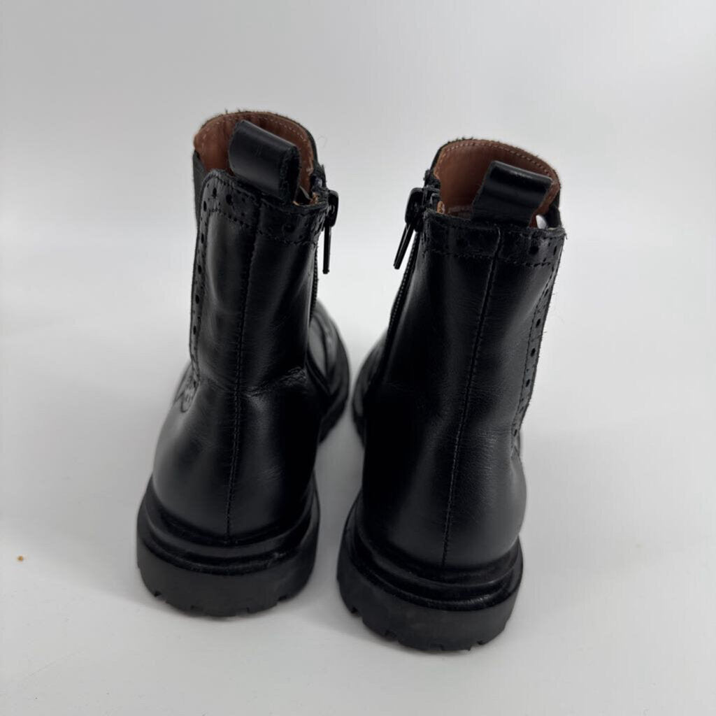 High top Chelsea boot