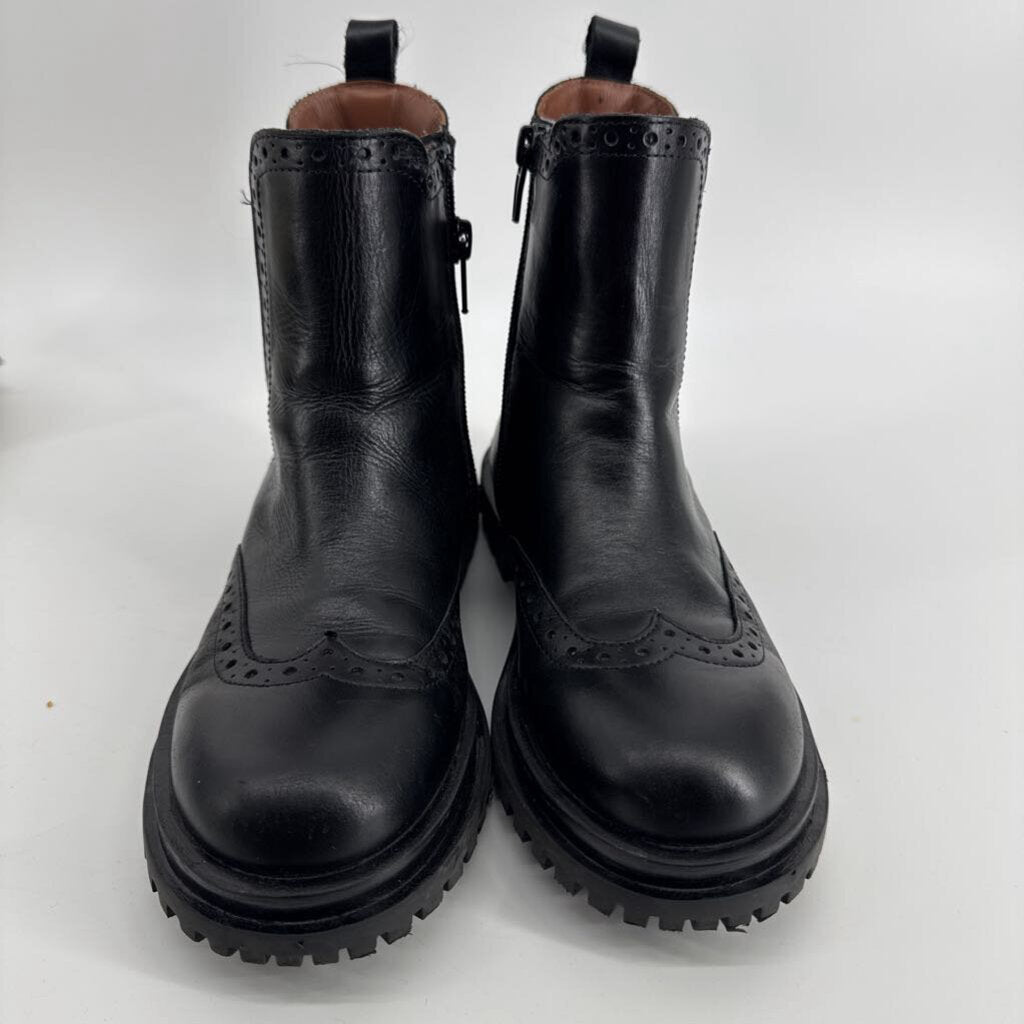 High top Chelsea boot