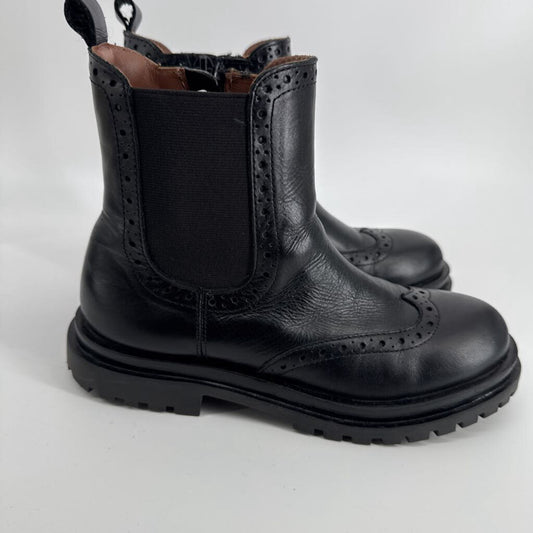 High top Chelsea boot