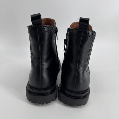 High top Chelsea boot